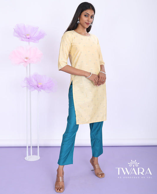 Twara sandal unique buttas round-neck 3/4th sleeve silk cotton straight-cut knee-length kurti