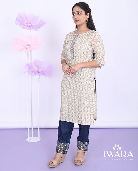 Twara sandal intricately printed round neck with 3/4th sleeve cotton straight-cut below-knee kurti