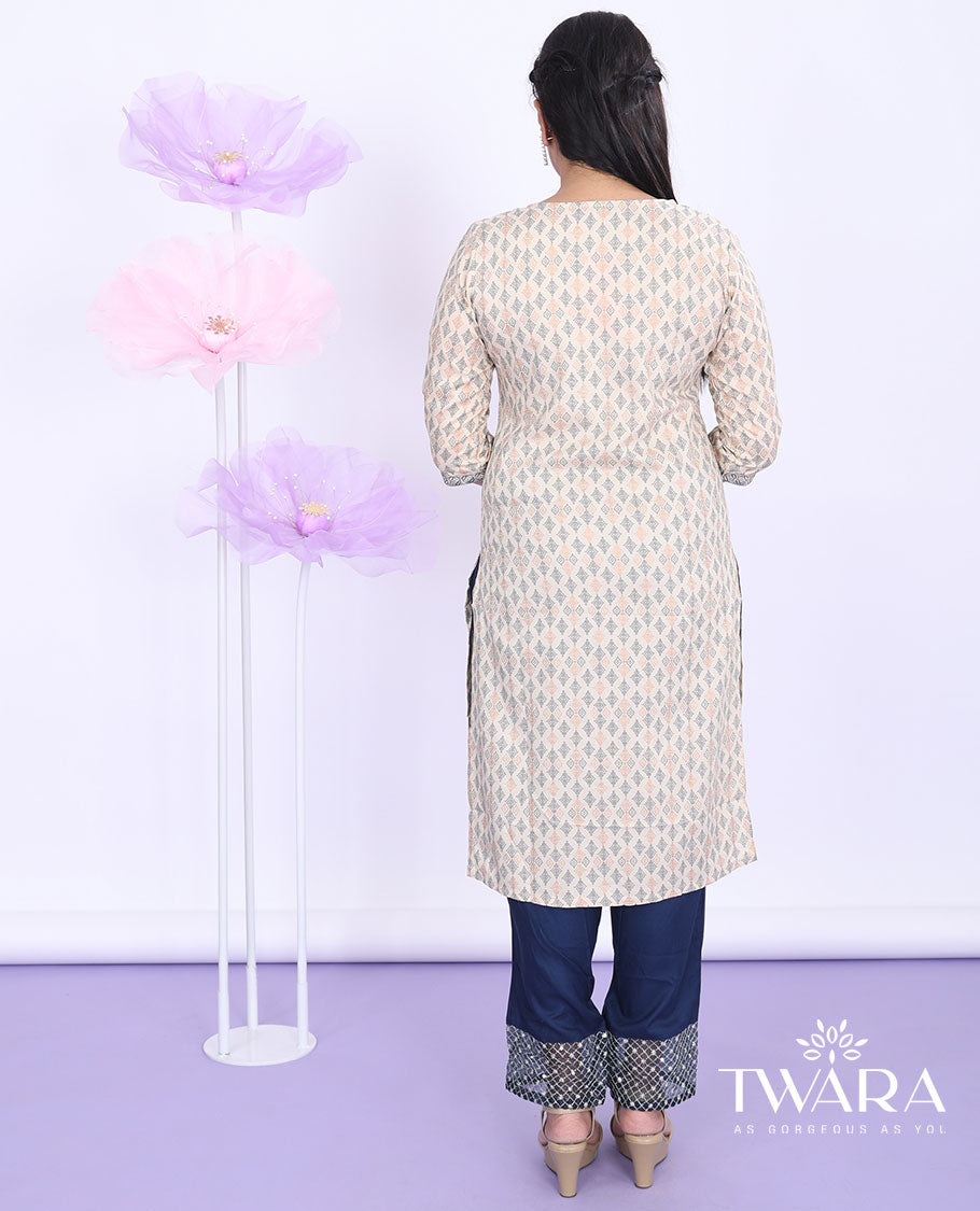 Twara sandal intricately printed round neck with 3/4th sleeve cotton straight-cut below-knee kurti