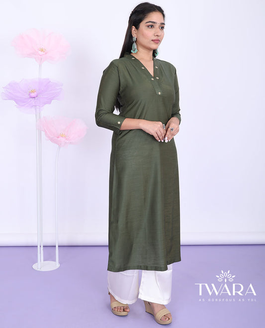 Twara green embroidered v-neck with 3/4th sleeve cotton a-line below-knee kurti