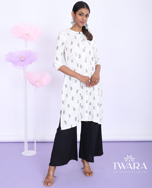Twara white floral motifs printed chinese collar with 3/4th sleeve rayon straight-cut knee-length kurti