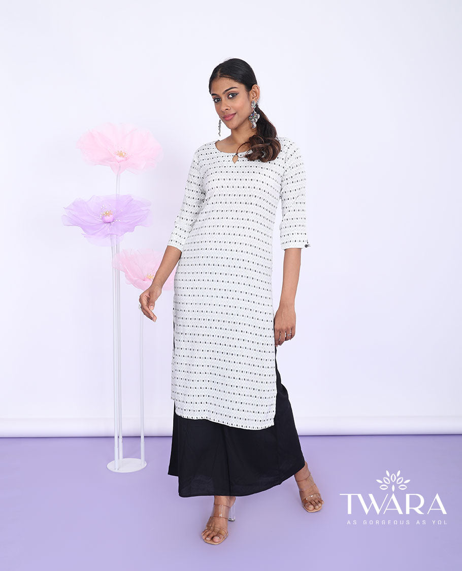 Twara cream argyle printed round neck with 3/4th sleeve cotton straight-cut below-knee kurti
