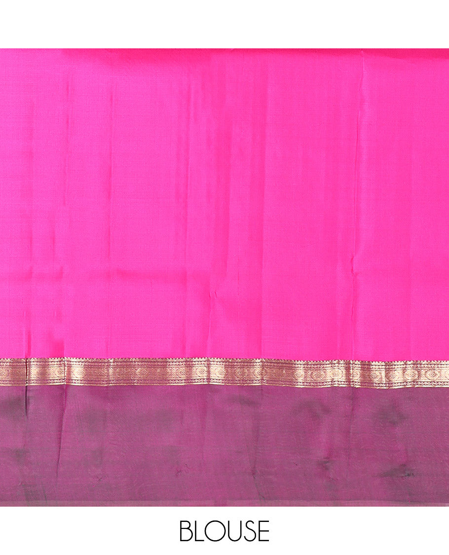 Orange Plain Kanchipuram Silk Saree, Complemented by Contrast Ganga-Jamuna Rettai Pettu Border, Pallu of Geometric Designs, and a Contrast Blouse