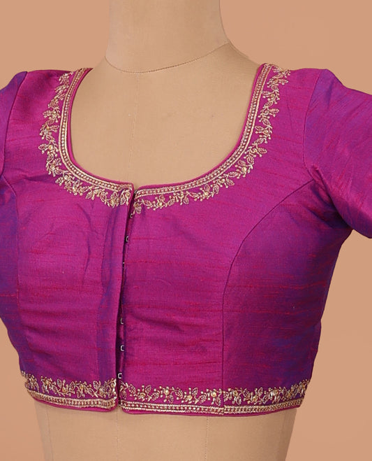Magenta embroidered front-back round neck elbow sleeve blouse