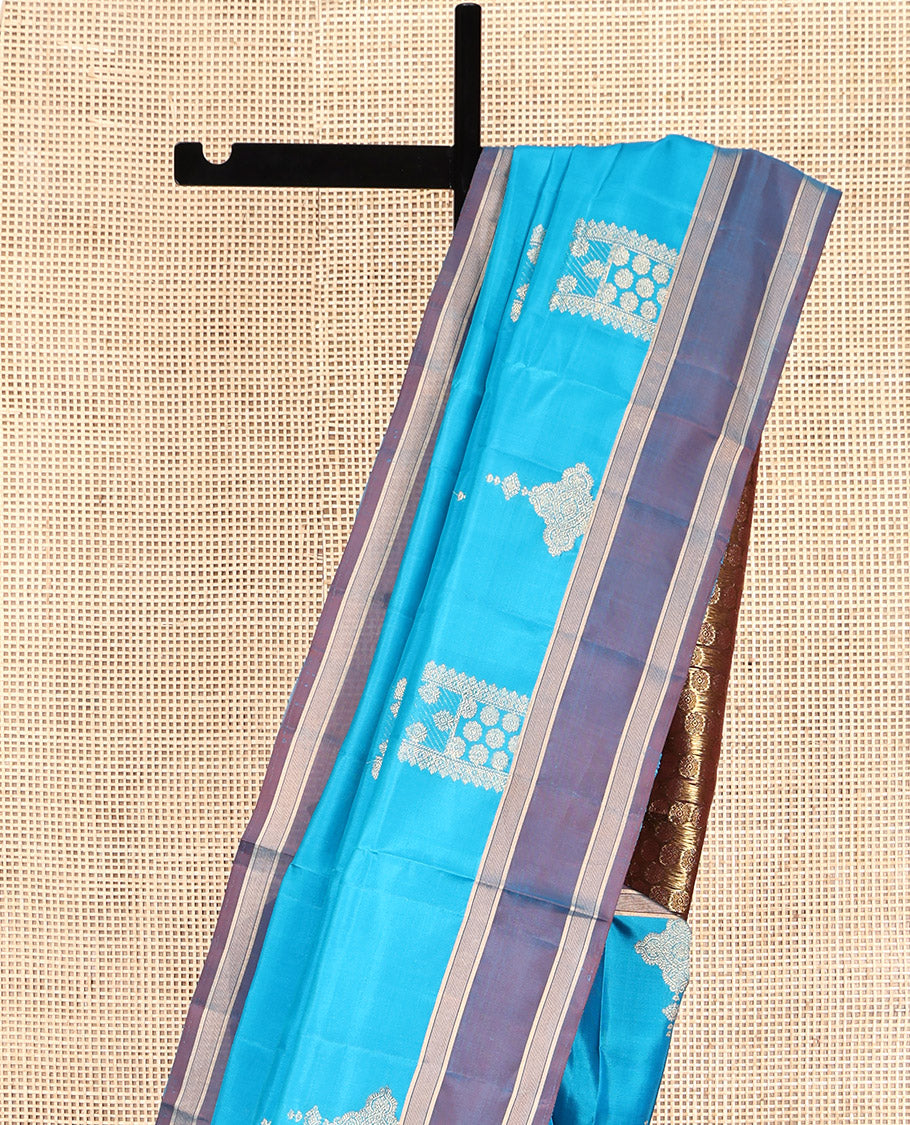 Blue Mayuri Lite Silk Mix Saree, Crafted with Zari Buttas, Contrast Border, Pallu of Intricate Designs, and a Contrast Blouse