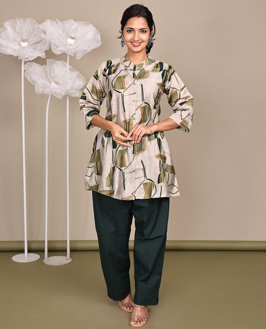 Grey Abstract Printed Above-Knee-Short Rayon Kurti, Comes with a Chinese Collar, 3/4 Sleeves, and A-Line Length