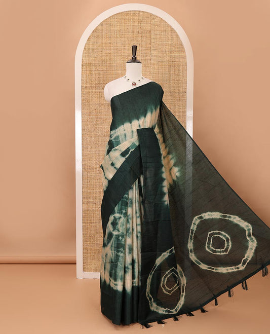 Borderless green shibori-printed jute tussar silk saree, contrast shibori-printed pallu & contrast blouse