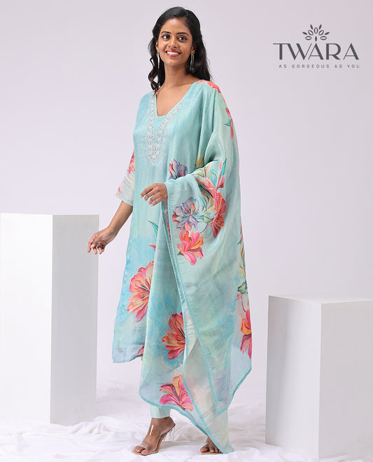 Twara blue floral printed v neck , 3/4 th sleeve , below knee lenght kurti with straign pants & floral printed dupatta