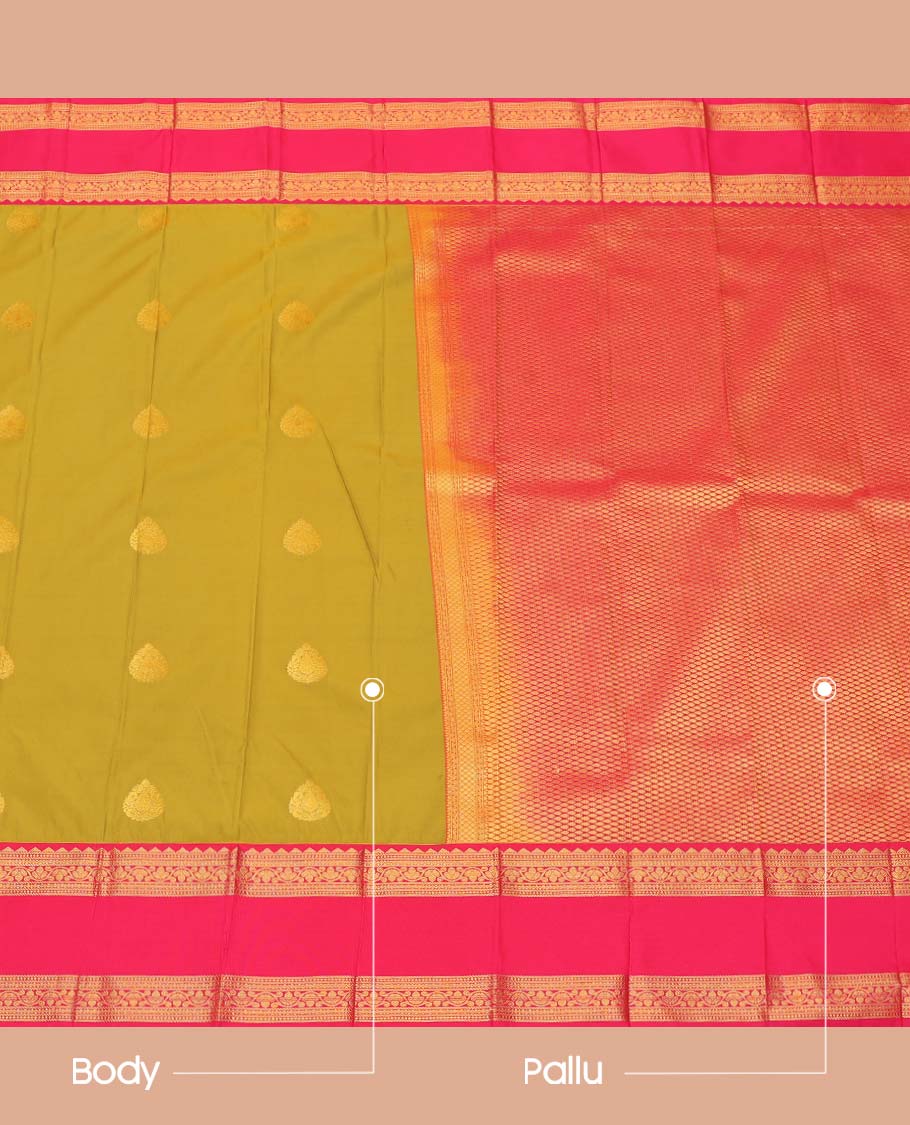 Green Budget Silk Saree, Subtly Enriched with Zari Buttas All Over Its Body, Complemented by a Contrast Traditional Zari Design Rettai Pettu Border, Grand Jaal Pallu, and Paired with a Contrast Blouse