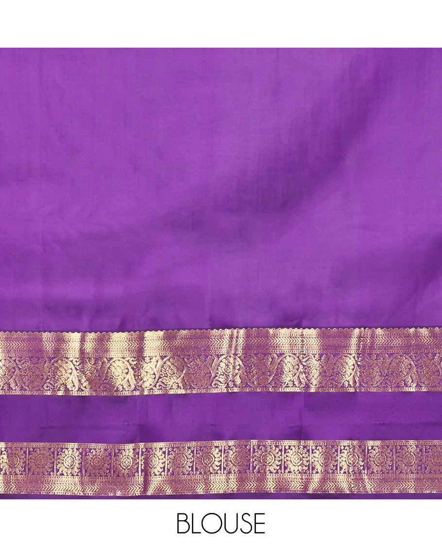 Orange Vasundhara Silk Saree, Woven with Zari Buttas, Complemented by a Contrast Rettai Pettu Border of Kathir, Kodi Visiry, and Chakram Designs, Grand Pallu, and a Contrast Blouse