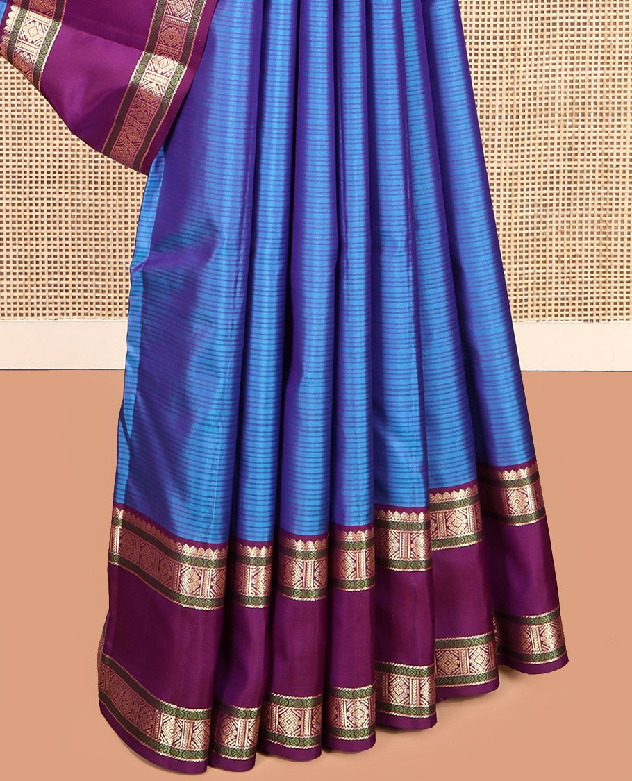 Blue Striped Kanchipuram Silk Saree, Complemented by Contrast Rettai Pettu Border, Pallu of Intricate Designs, and a Contrast Blouse