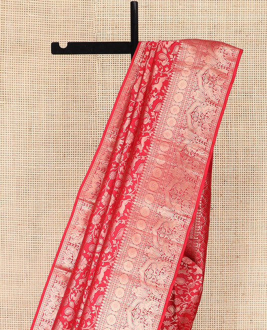 Red Kanchipuram Wedding Silk Saree Enthralled with Vanasingaram Jacquard, Highlighted with a Zari Border of Thilakam Mokku, Star Vanki, Poun, Iruthalai Pakshi, Yaali, and Mayil Designs, Intricately Designed Pallu, and Paired with a Matching Blouse
