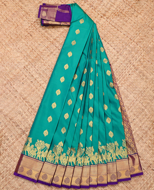 Green Budget Silk Saree, Woven with Zari Buttas, a Contrast Traditional Zari Border, Grand Pallu, and a Contrast Blouse