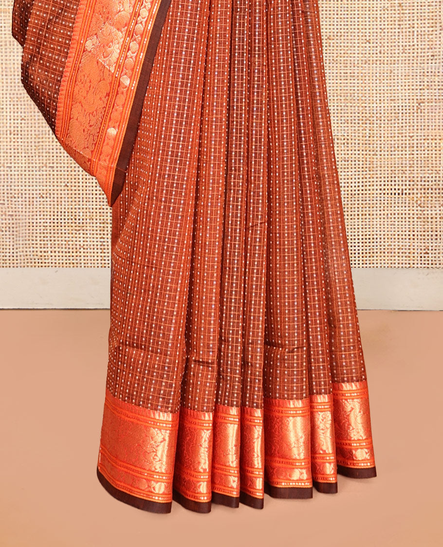 Brown Buttas Enclosed Checked Kuppadam Silk Saree, a Contrast Peacock Border, Grand Pallu, Matching Blouse