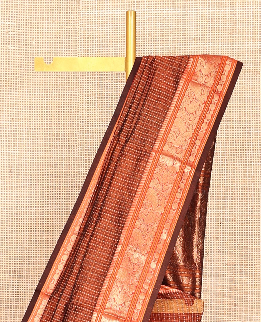 Brown Buttas Enclosed Checked Kuppadam Silk Saree, a Contrast Peacock Border, Grand Pallu, Matching Blouse