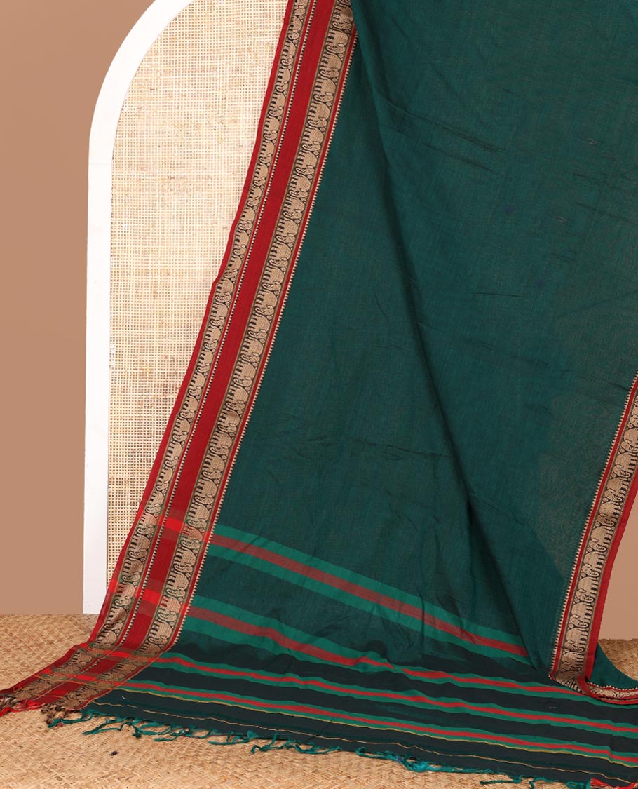 Green mercerised cotton saree with elephant thread weaving border & seer pallu along with running blouse