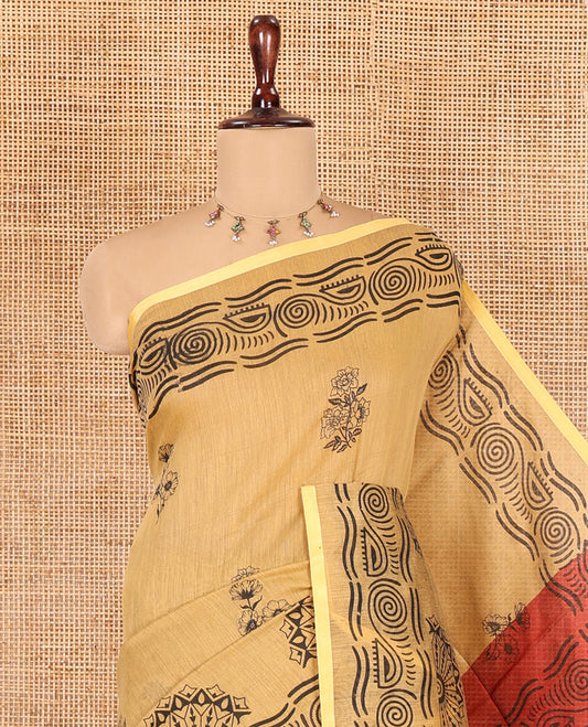 Chikku Khadi Cotton Saree, Accentuated with Flower Motifs, Printed Border, Contrast-Printed Pallu, and a Contrast Blouse