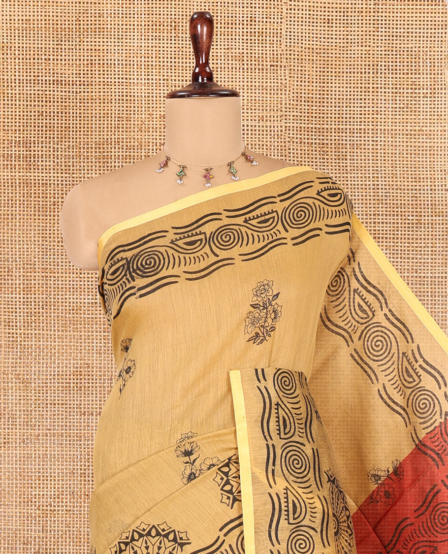 Chikku Khadi Cotton Saree, Accentuated with Flower Motifs, Printed Border, Contrast-Printed Pallu, and a Contrast Blouse