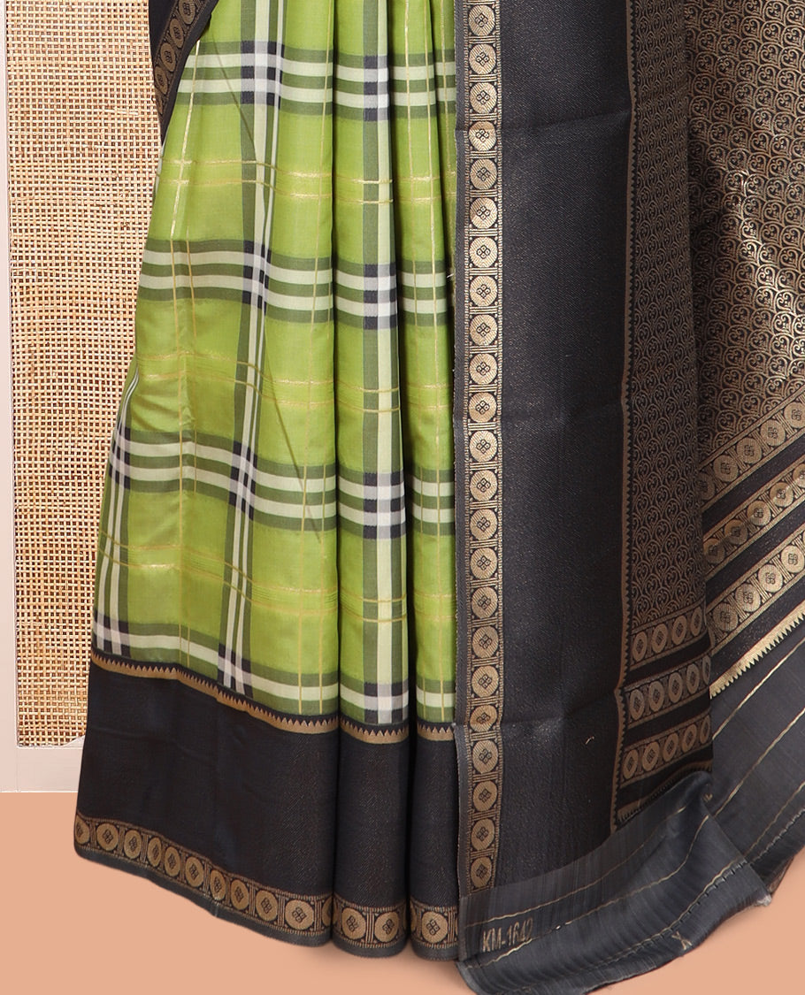 Light Green Budget Silk Saree, Adorned with Burberry-Style Checks, a Contrast Rettai Pettu Border, Intricate Pallu, and a Contrast Blouse
