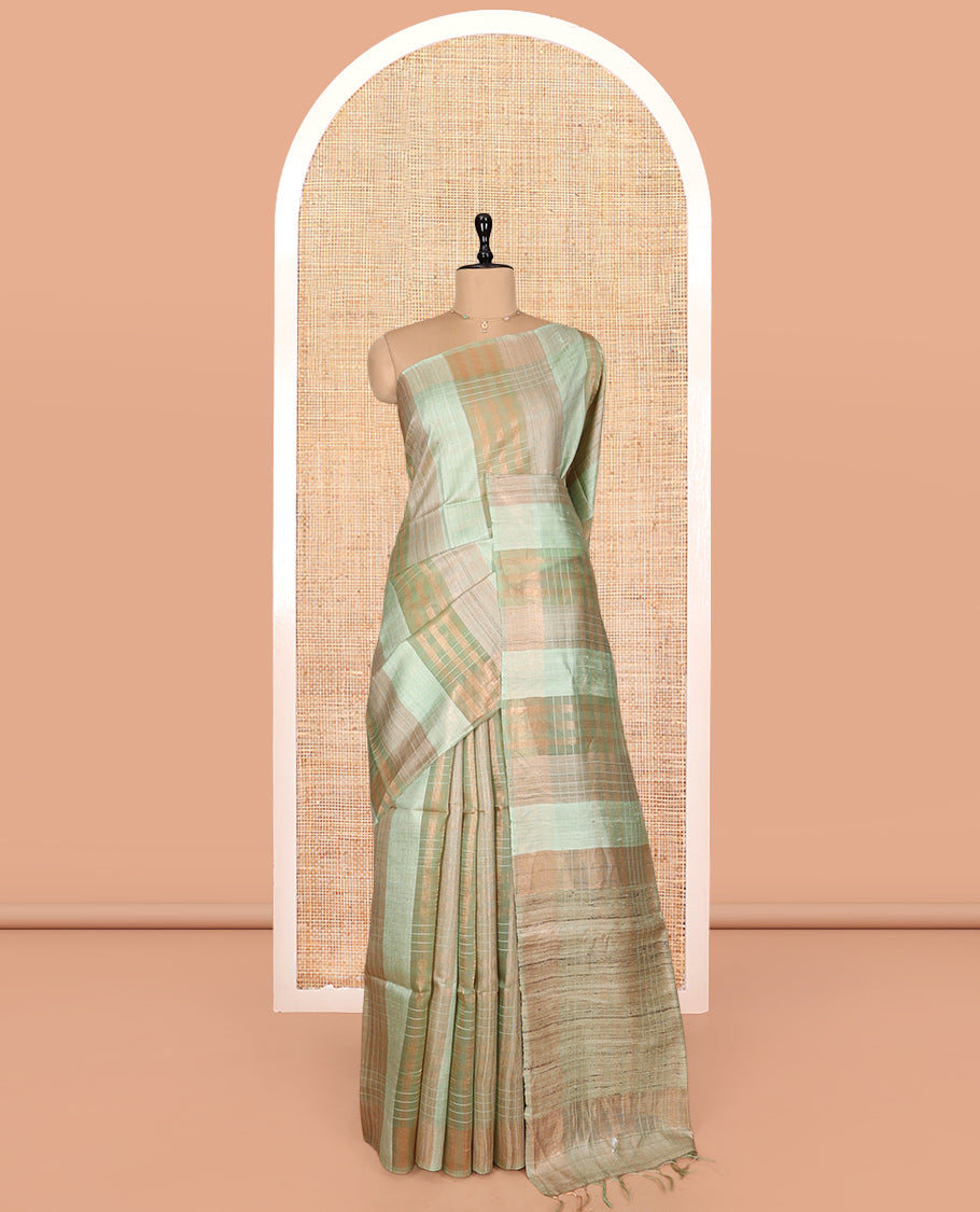 Borderless Green Checked Tussar Silk Saree, a Self-Pallu, and a Matching Blouse