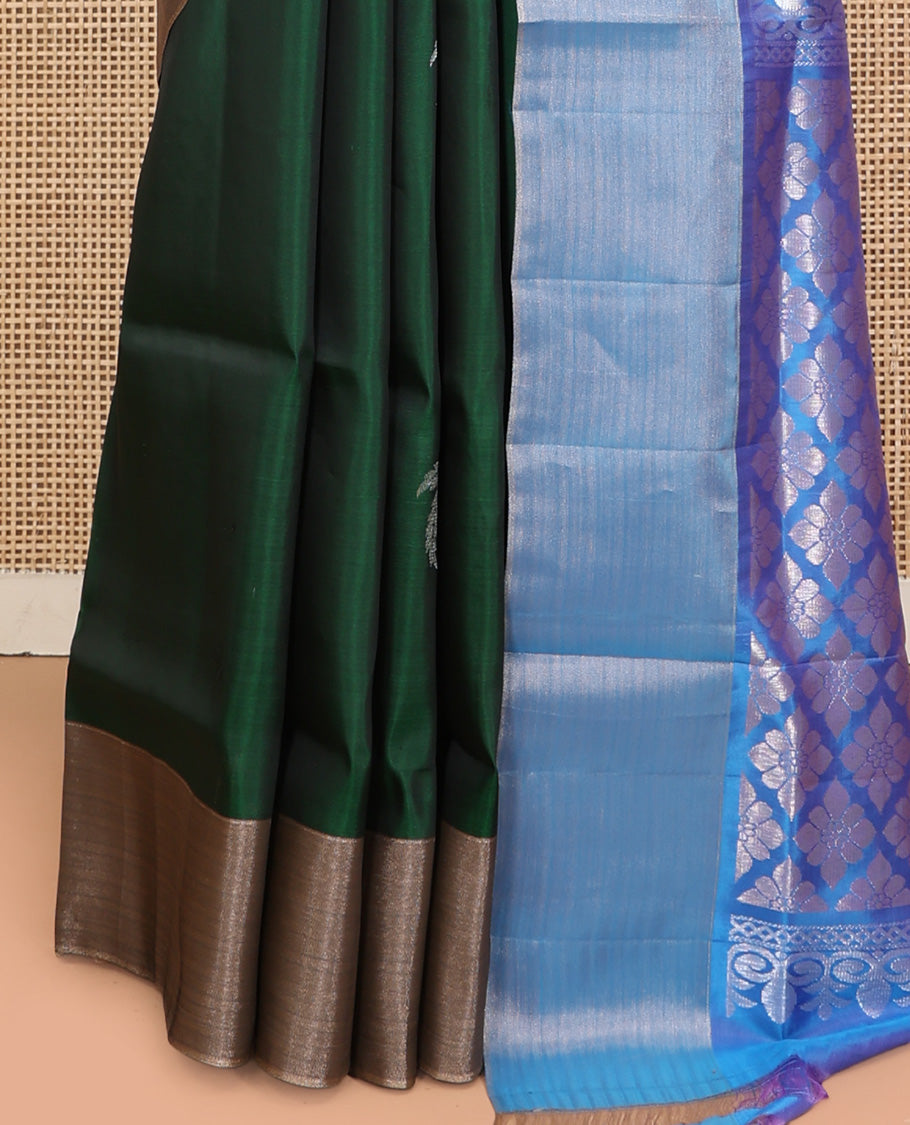 Green Uppada Saree, Bedecked with Floral Buttas, a Bavanji Border, Contrast Intricate Pallu, and a Contrast Blouse