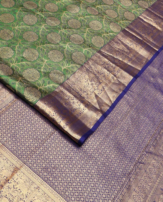 Green floral jaal jacquard wedding silk saree, contrast border of thilakam, muthu, banaras, yaanai, and yaali, kuyil kann, kathir, and kodi visiry designs, and jaal pallu