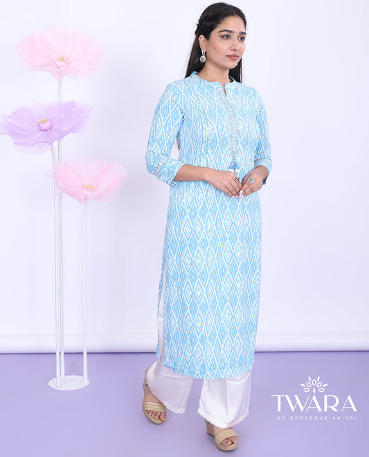 Twara blue argyle design printed Chinese collar 3/4th sleeve rayon straight-cut below-knee kurti