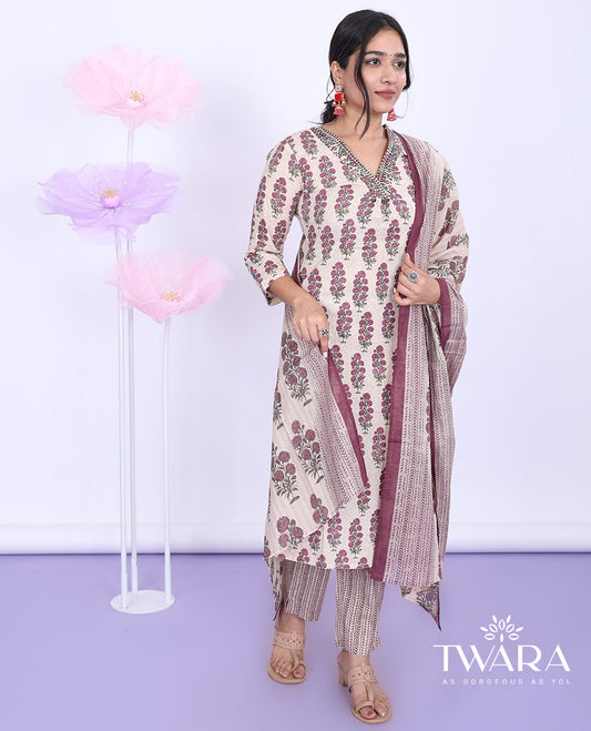 Twara cream readymade suit,motifs print v-neck 3/4th-sleeve top,geometric print straight-cut pants & intricate dupatta
