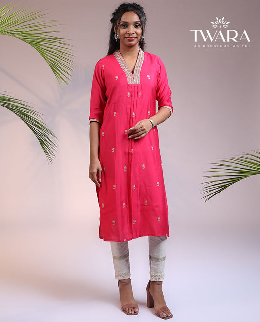 Twara pink embroidered 3/4th sleeve & V-neck muslin straight-cut below-knee kurti