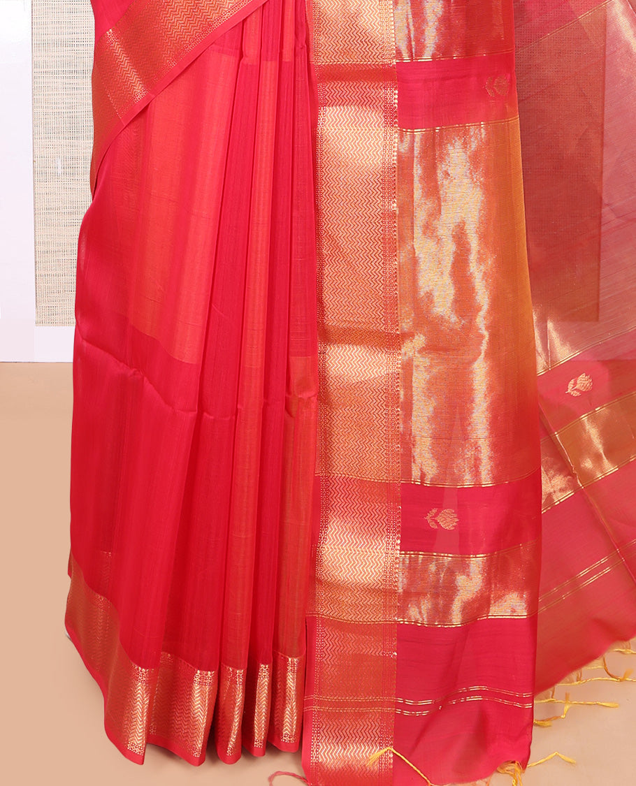 Pink Maheshwari Cotton Saree, Embellished with Buttas, Highlighted by a Traditional Zari Border, Zari Gleamed Up Pallu, and Matching Blouse