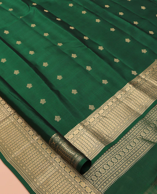 Green Vasundhara Lite Silk Mix Saree, Richly Decked Up with Zari Buttas, a Zari Traditional Border, Grand Pallu, and a Matching Blouse