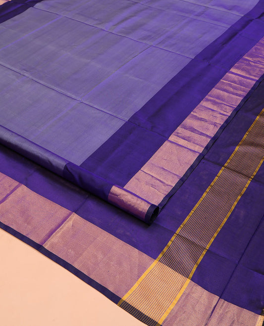 Violet Plain Uppada Silk Saree, Complemented by a Contrast Bavanji Border, Plain Pallu, and Paired with a Contrast Blouse