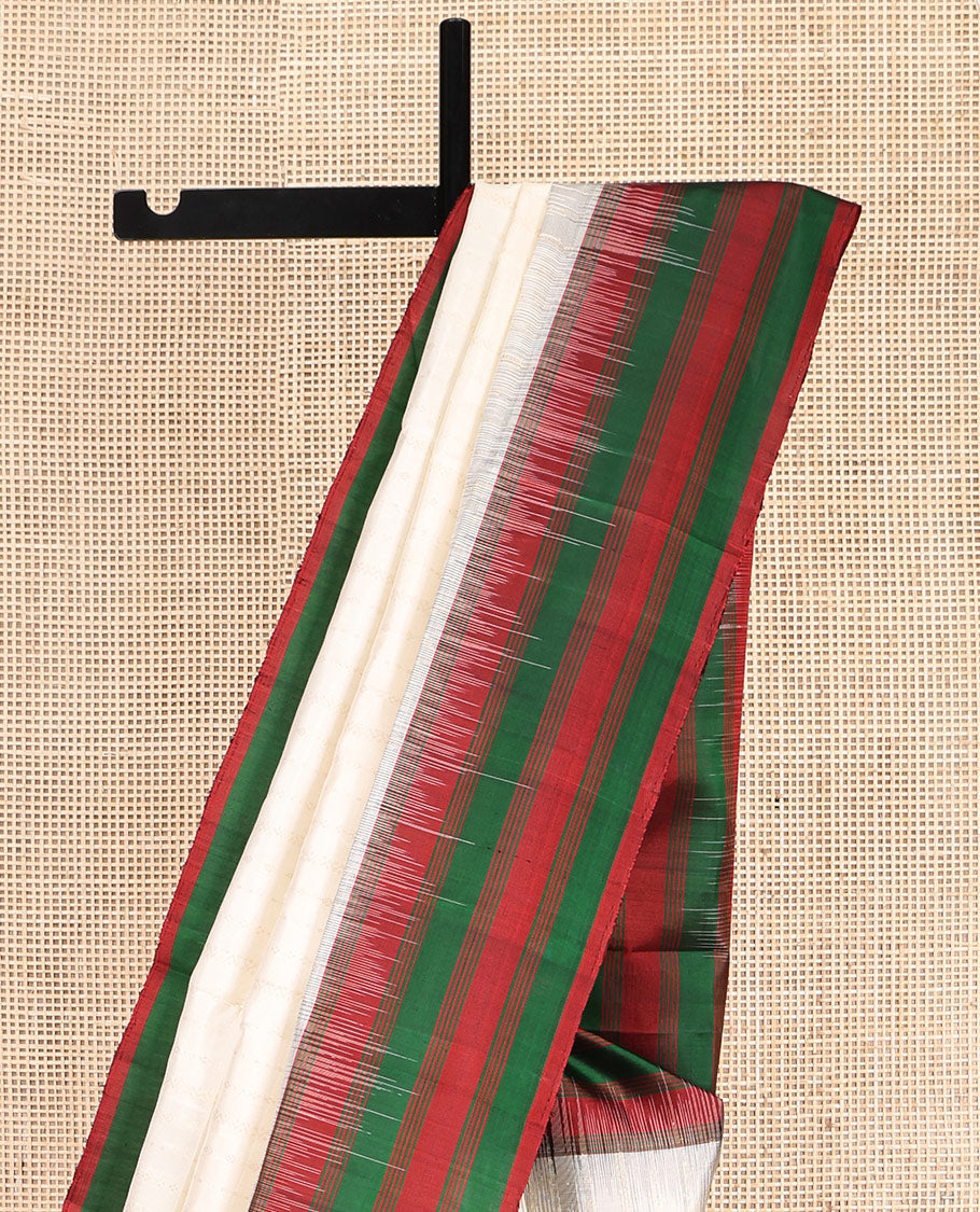 Cream Mayuri Soft Silk Saree, Subtly Sparkled with Geometric Designs, Complemented by Contrast Border, Geometric Pallu, and a Contrast Blouse
