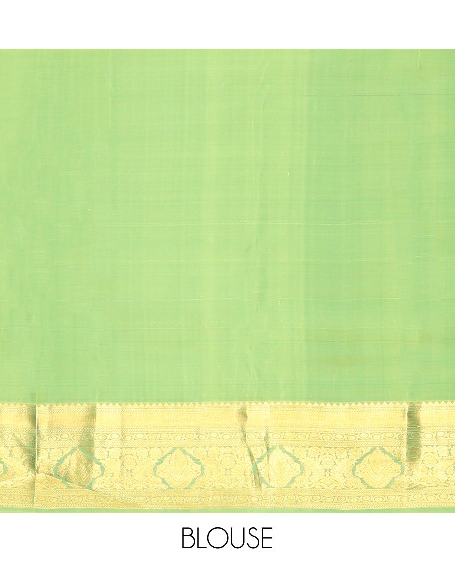 Blue Kanchipuram Wedding Silk Saree, Adorned with Floral Jaal Jacquard Design, a Contrast Border of Rekku, Kathir, and Kodi Visiry Design, Jaal Pallu, and a Contrast Blouse
