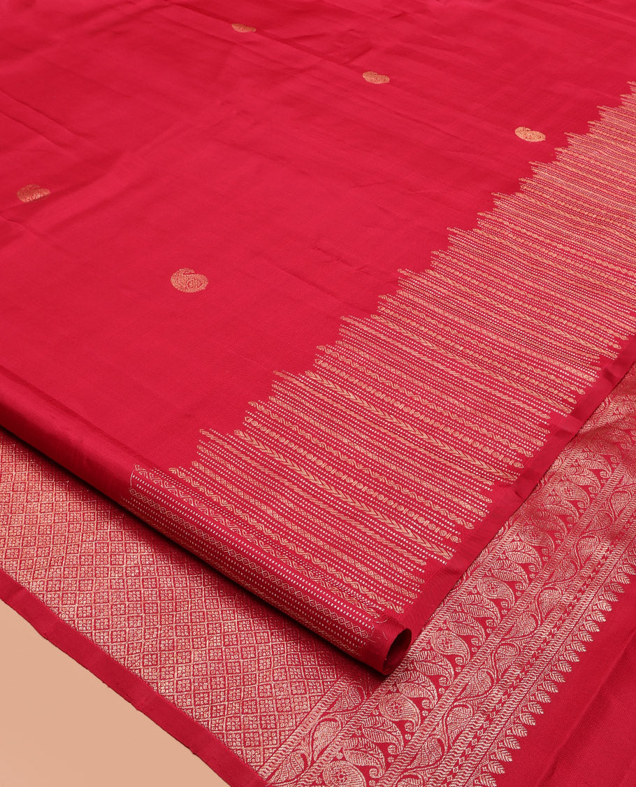 Red Kanchipuram Silk Saree, Adorned with Manga Buttas All Over Its Body, Highlighted by a Zari Border of Geometric Patterns, Grand Jaal Pallu, and Paired with a Matching Blouse