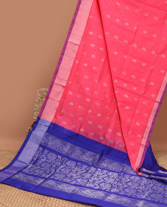 Pink kupadam cotton saree with buttas, plain border & contrast pallu of floral & peacock designs