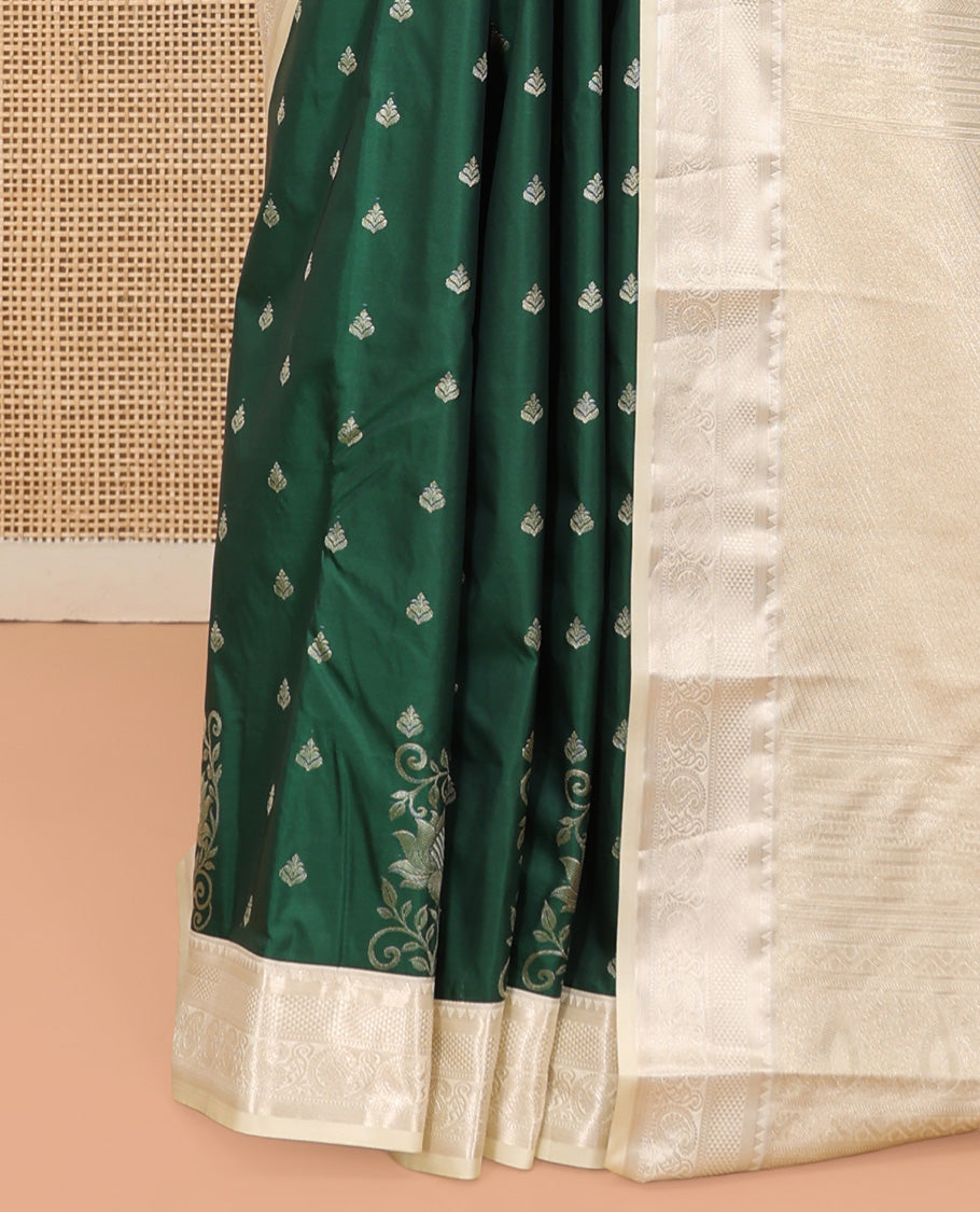 Green Budget Silk Saree, Elevated with Zari Buttas, Complemented by a Contrast Traditional Zari Border, Grand Pallu, and Contrast Blouse