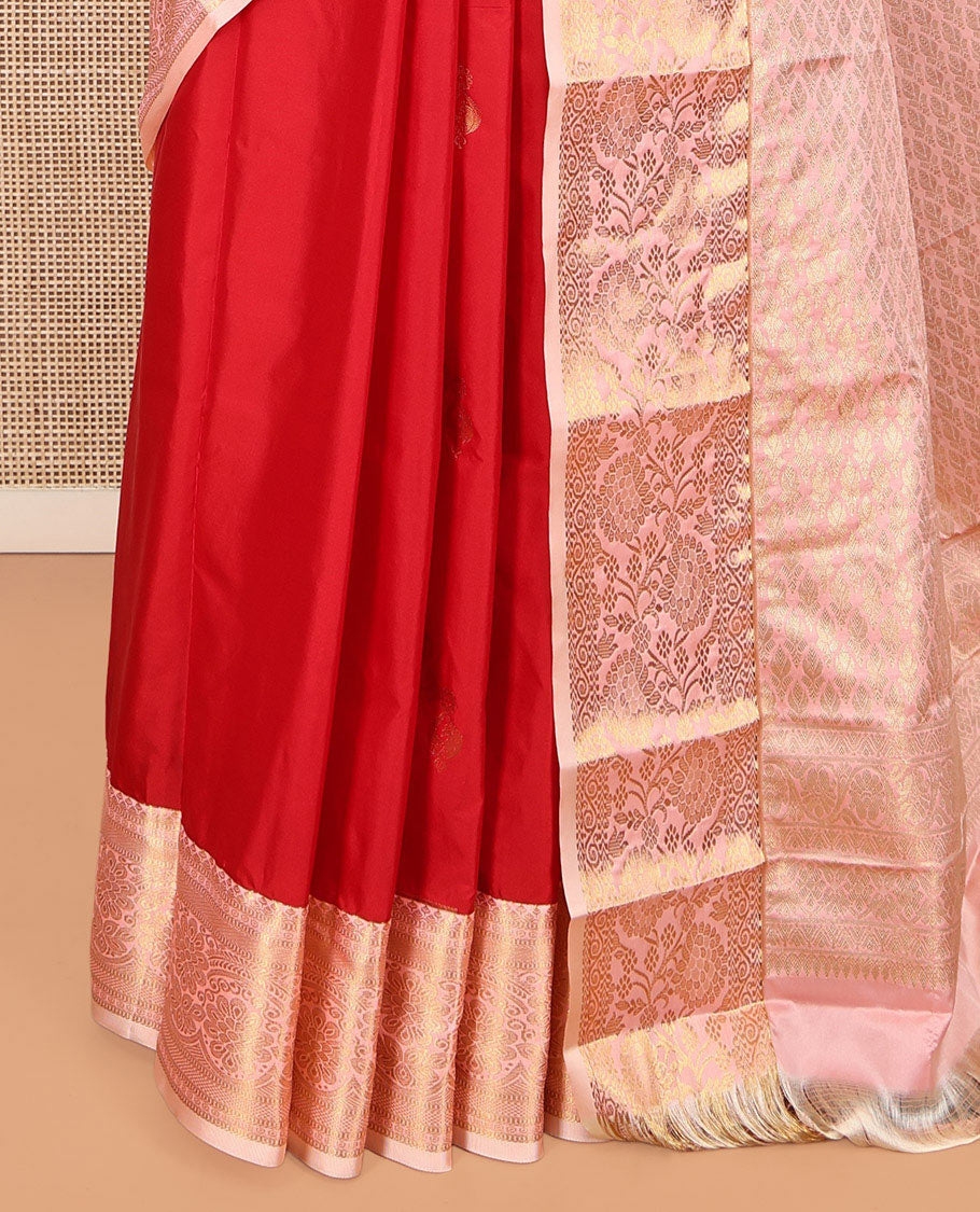 Red Budget Silk Saree, Accentuated with Zari Buttas, Complemented by a Contrast Traditional Zari Border, Grand Pallu, and a Contrast Blouse