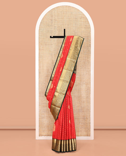 Red and Dark Green Budget Silk Saree, Steeped with the Richness of Zari Designs On Its Body, Complemented by Contrast Traditional Zari Designs Woven Border, Grand Pallu and Paired with a Contrast Blouse