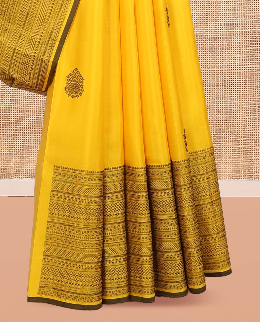 Yellow Kanchipuram Silk Saree, Crafted with Thread Buttas, a Self-Border of Manga, Ara Maadam, Kathir, Mayil Kann, Jaal Pallu, and a Matching Blouse