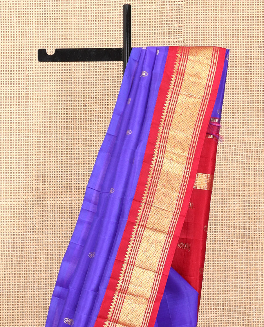 Violet Kanchipuram Silk Saree, Woven with Zari Buttas, a Contrast One-Sided Korvai Border of Salngai, Banaras, Muthu, and Geometric Designs, Zari Design Pallu, and No Blouse