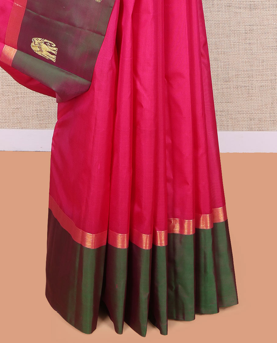 Pink Kanchipuram Silk Saree, Woven with Zari Buttas, Complemented by a Contrast Mayil and Yaanai Border, Pallu of Zari Design, and Contrast Blouse