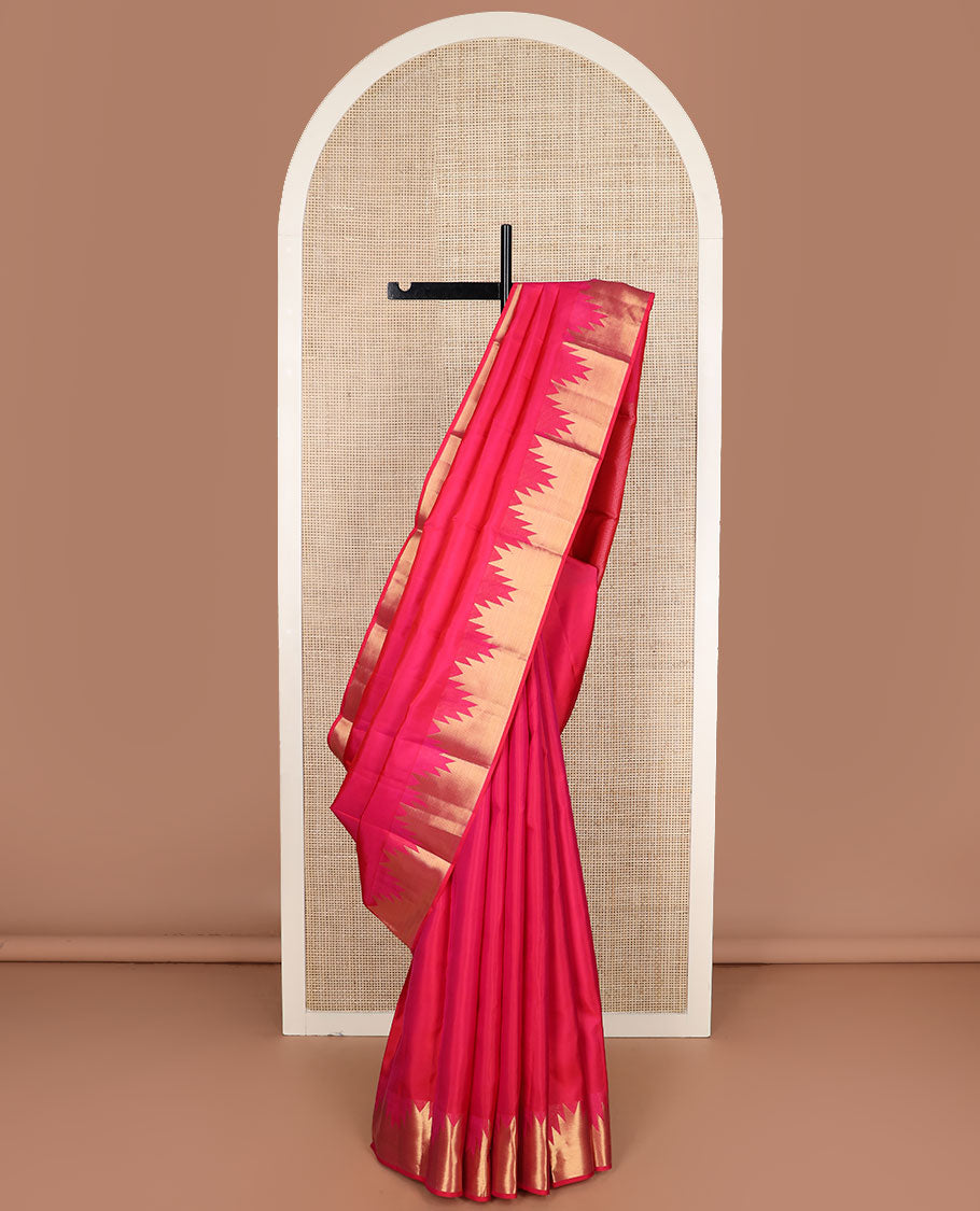Hot pink plain design Kanchipuram silk saree, thazampoo rekku zari border & pallu of mayil kann designs