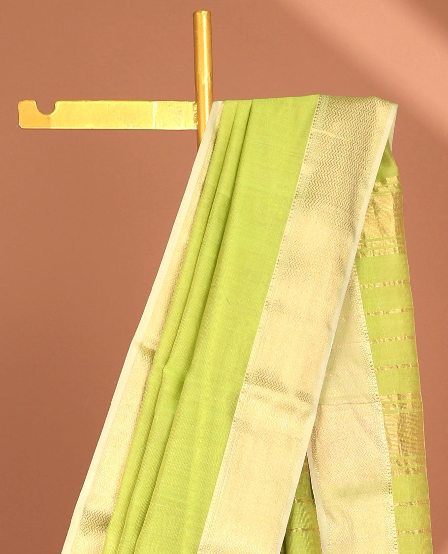 Green maheshwari cotton saree with contrast zari border & striped zari pallu