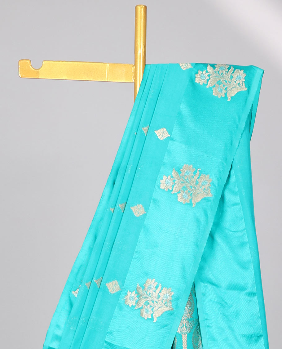 Green leaf motifs mushru silk saree with self floral design border & pallu of intricate zari design