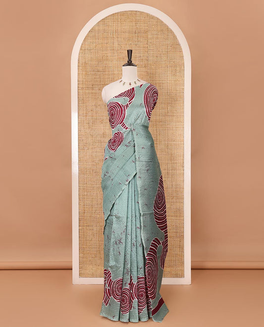 Borderless sea green abstract-geometric printed crushed litchi saree, printed pallu & running blouse
