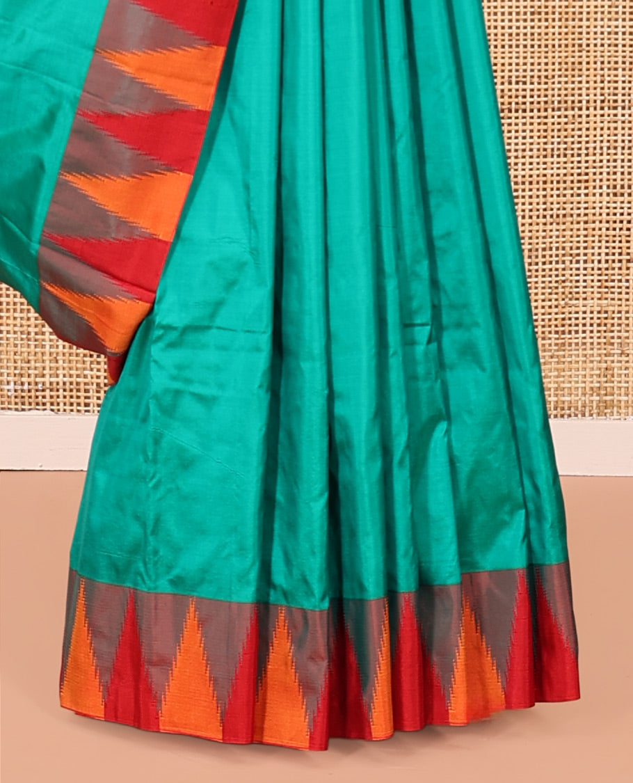 Green Plain Bangalore Silk Saree, Complemented by a Contrast Temple Border, Pallu of Stripes, and a Contrast Blouse