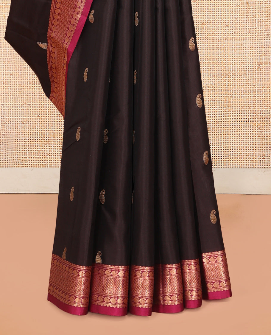 Brown Manga Buttas Vasundhara Lite Silkmix Saree, Contrast Manga-Vanki Border, Jaal Pallu, Contrast Blouse