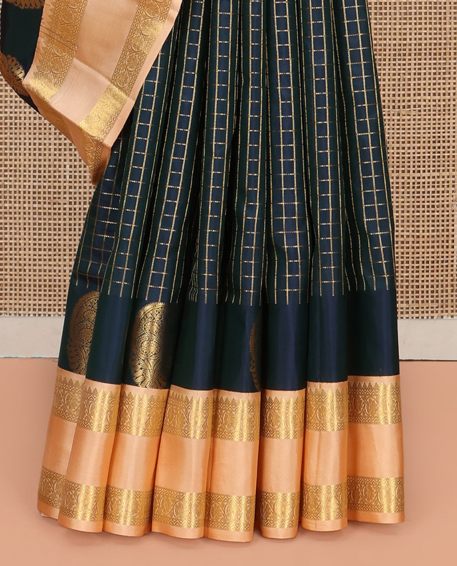 Blue Vasundhara Silk Saree, Impeccably Styled with Muthu Checks and Manga Buttas All Over Its Body, Complemented by a Contrast Rettai Pettu Border of Rekku, and Kodi Visiry Designs, Grand Pallu, and Paired with a Contrast Blouse