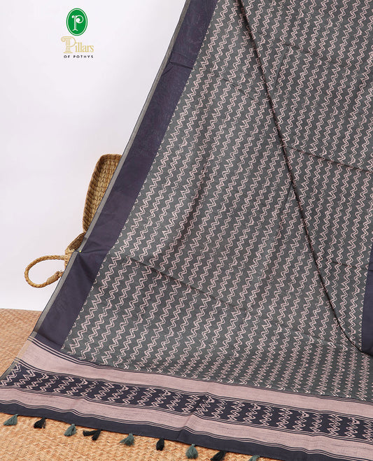 Green  zig zag striped  semi-banaras tussar saree  with contrast zari border & striped pallu